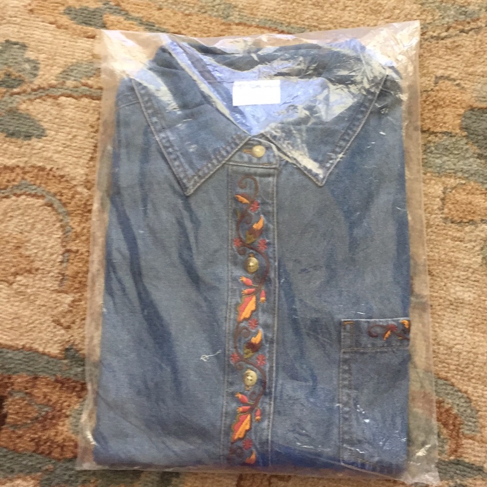 NEW DENIM SHIRT WITH EMBROIDIERED FALL LEAF DESIGN